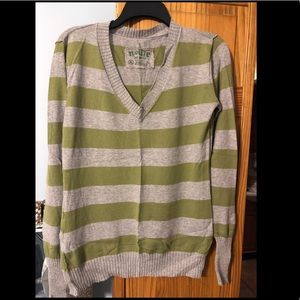 Nollie Sweater